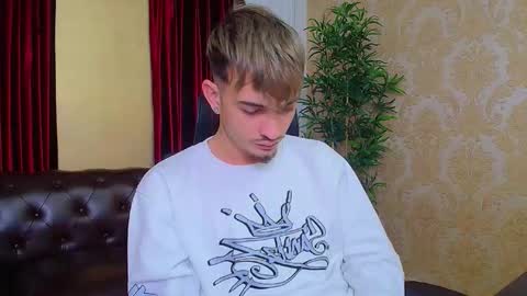 Snapshot of brandontatex chatting on October 2025 10:58:02 AM BrandonTateX online show from October 2025 10:58:02 AM