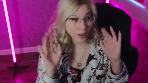 Belle  online show from January 2025 06:26:01 AM