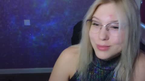 Belle  online show from January 2025 03:57:01 AM