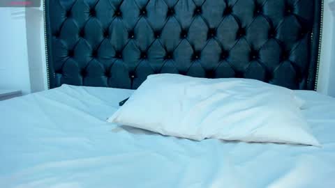 I am your sweet whore online show from March 2025 11:11:01 PM