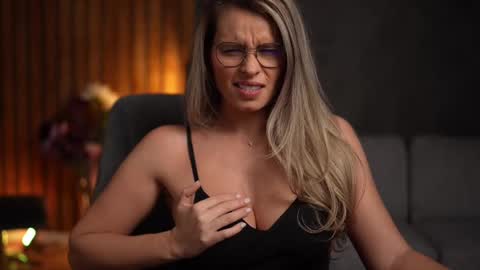 Alex online show from March 2025 08:57:01 AM