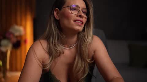 Alex online show from October 2025 04:34:01 AM