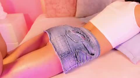   online show from February 2025 02:48:02 PM