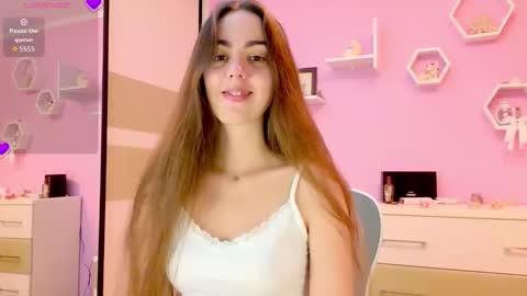 Annie online show from October 2025 05:34:01 PM