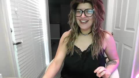 Snapshot of brattybarbiebabe chatting on August 2026 01:19:02 AM BrattyBarbieBabe online show from August 2026 01:19:02 AM