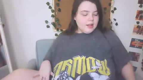 Emma online show from September 2025 07:25:01 PM