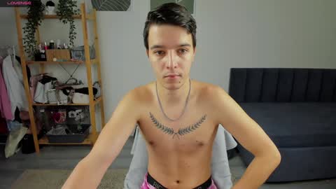 Johny Bravo online show from December 2024 10:17:02 AM