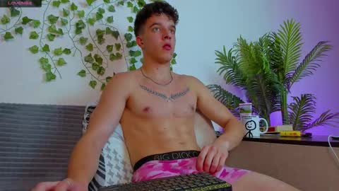 Johny Bravo online show from September 2025 08:42:01 PM