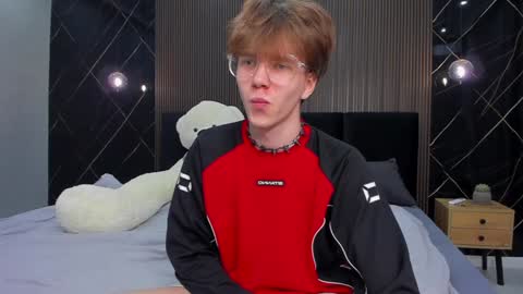 Snapshot of braxiboy chatting on February 2025 02:16:02 PM Brax online show from February 2025 02:16:02 PM