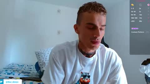 Snapshot of bray_hotboy chatting on May 2026 03:30:02 PM Bray Hotboy online show from May 2026 03:30:02 PM
