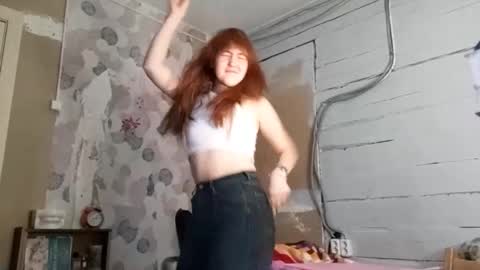 Snapshot of breannedevier chatting on February 2026 07:18:02 AM Dina online show from February 2026 07:18:02 AM