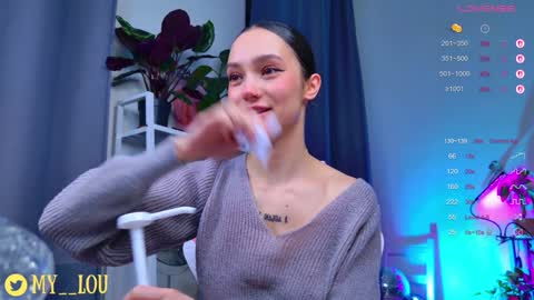 Ashley Dolce and Lou online show from October 2025 03:07:01 PM