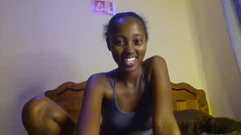 breelia online show from November 2025 02:00:01 AM