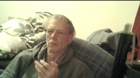 bremer64 online show from April 2026 07:11:02 PM