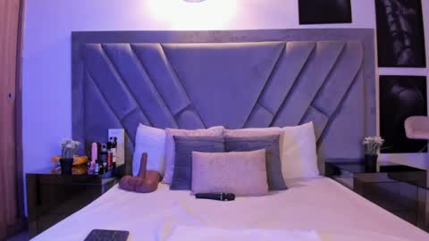 Brenda online show from March 2026 09:41:01 PM