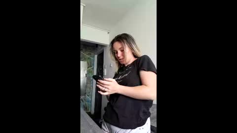 Snapshot of brendaaryas chatting on May 2026 11:04:01 AM Brenda online show from May 2026 11:04:01 AM