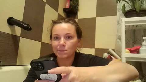 Snapshot of brendaaryas chatting on May 2026 07:32:01 PM Brenda online show from May 2026 07:32:01 PM