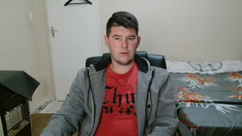 Snapshot of brendansexyboy098754 chatting on June 2026 03:38:02 AM ask me lol online show from June 2026 03:38:02 AM