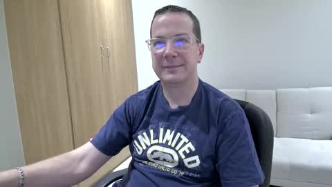 Snapshot of brettdj chatting on September 2025 03:37:01 PM Brett online show from September 2025 03:37:01 PM