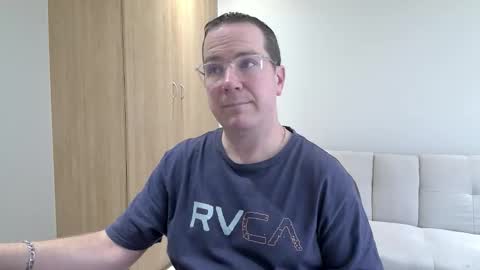 Brett online show from November 2025 12:58:02 PM