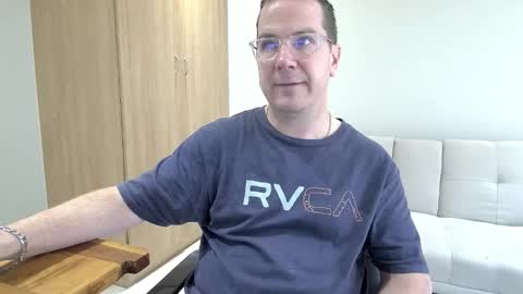 Brett online show from November 2025 09:12:02 AM