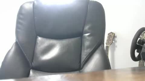 Snapshot of brian871001 chatting on April 2026 02:57:01 PM brian871001 online show from April 2026 02:57:01 PM