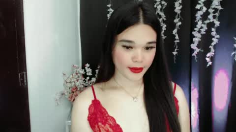 Snapshot of briana_sinclaire chatting on June 2026 10:41:02 PM Claire online show from June 2026 10:41:02 PM
