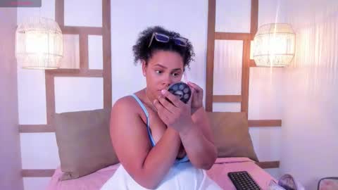 brianasmile online show from November 2025 10:25:02 AM