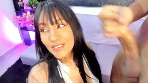 Snapshot of brianna2100 chatting on April 2026 05:51:02 AM brianna2100 online show from April 2026 05:51:02 AM