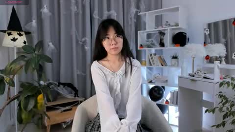 Hanna online show from November 2025 01:19:01 AM