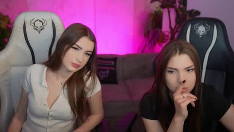 Diamonds Girls online show from December 2025 11:37:01 AM