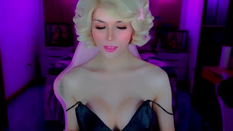 brionatop online show from October 2025 12:02:02 AM