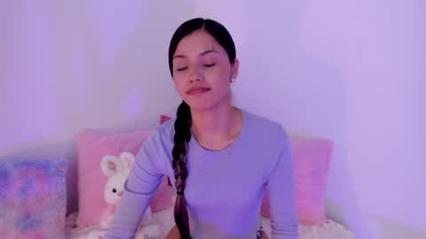 Snapshot of brisa_blue chatting on May 2026 08:26:02 PM Brisa online show from May 2026 08:26:02 PM