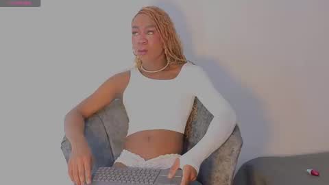 Brit Davis Room online show from March 2026 02:34:01 PM