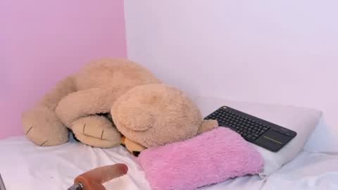 britanylin__ online show from November 2025 06:44:01 AM