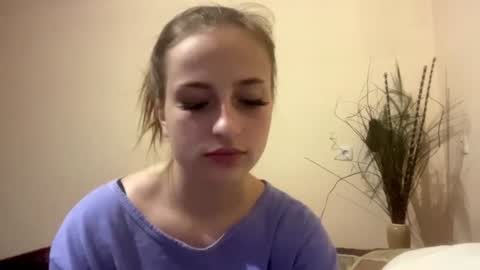 Snapshot of britanysuther chatting on June 2026 05:30:02 PM Ciri online show from June 2026 05:30:02 PM