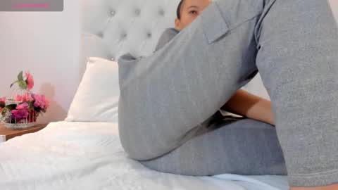 Brithany Rousee online show from September 2025 12:05:02 PM