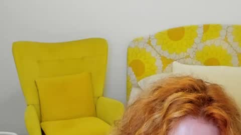 Snapshot of britishmilfpenelope chatting on July 2026 04:40:01 AM Penelope online show from July 2026 04:40:01 AM