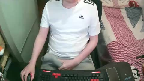 British Tom online show from April 2026 11:46:02 PM