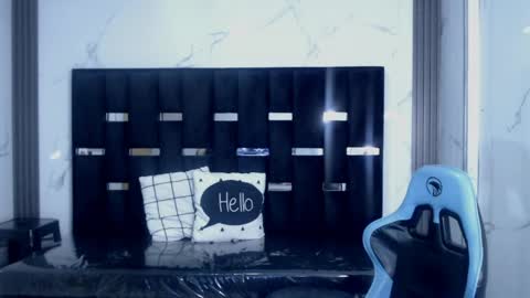 Britney  online show from April 2026 02:39:01 AM