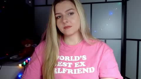 BritneyGlow online show from December 2024 04:36:01 PM