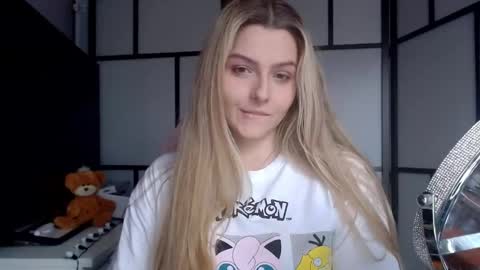 BritneyGlow online show from December 2024 08:22:01 AM