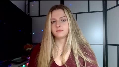 BritneyGlow online show from December 2024 11:06:02 PM