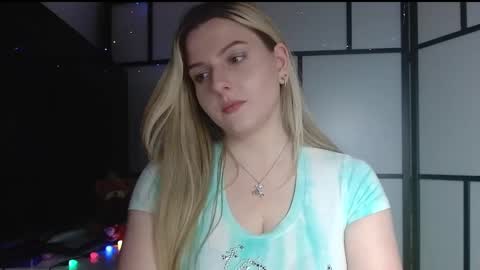 BritneyGlow online show from December 2024 10:37:01 PM