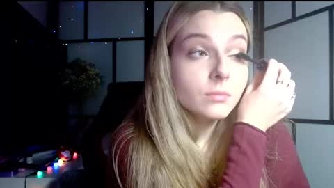 BritneyGlow online show from December 2024 05:00:01 PM