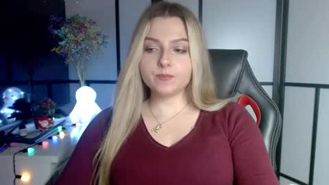 BritneyGlow online show from December 2024 09:31:01 PM