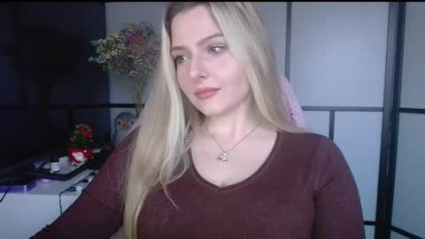 BritneyGlow online show from December 2024 02:13:02 PM