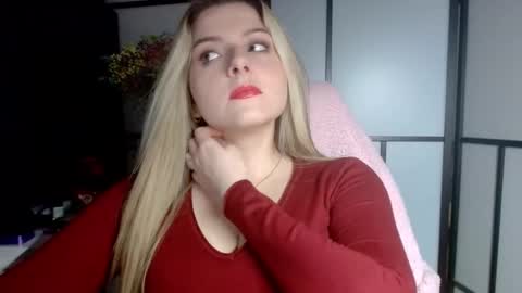 BritneyGlow online show from December 2024 05:00:02 PM