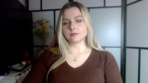 BritneyGlow online show from January 2025 04:16:02 PM