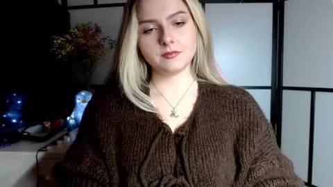 BritneyGlow online show from January 2025 05:28:01 PM